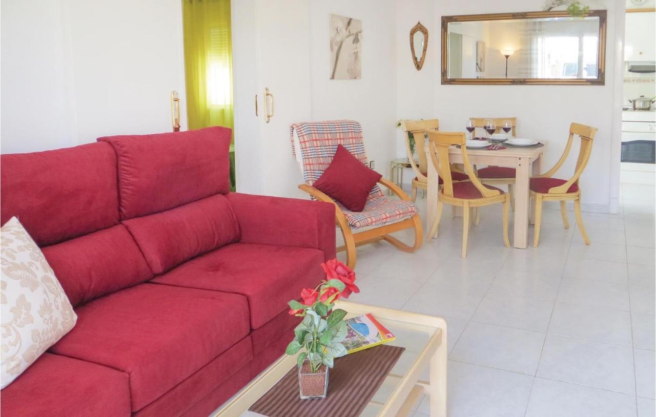 Nice apartment in Torrevieja with 2 Bedrooms, WiFi&Outdoor swimming pool Buitenkant foto